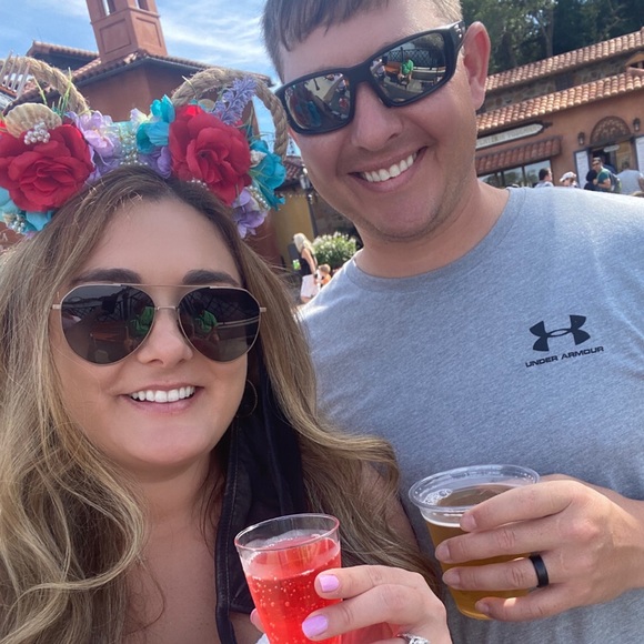 Meet your Posher, Ashley - Picture 4 of 4